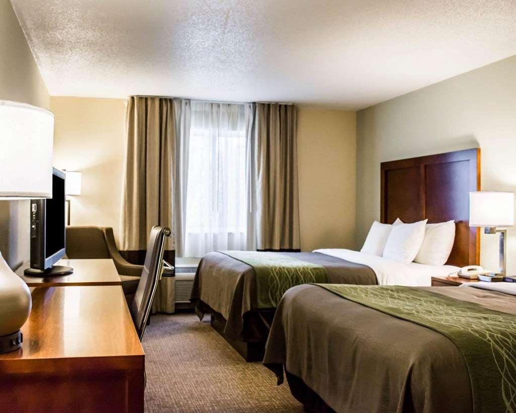 Comfort Inn Fort Myers Northeast Номер фото