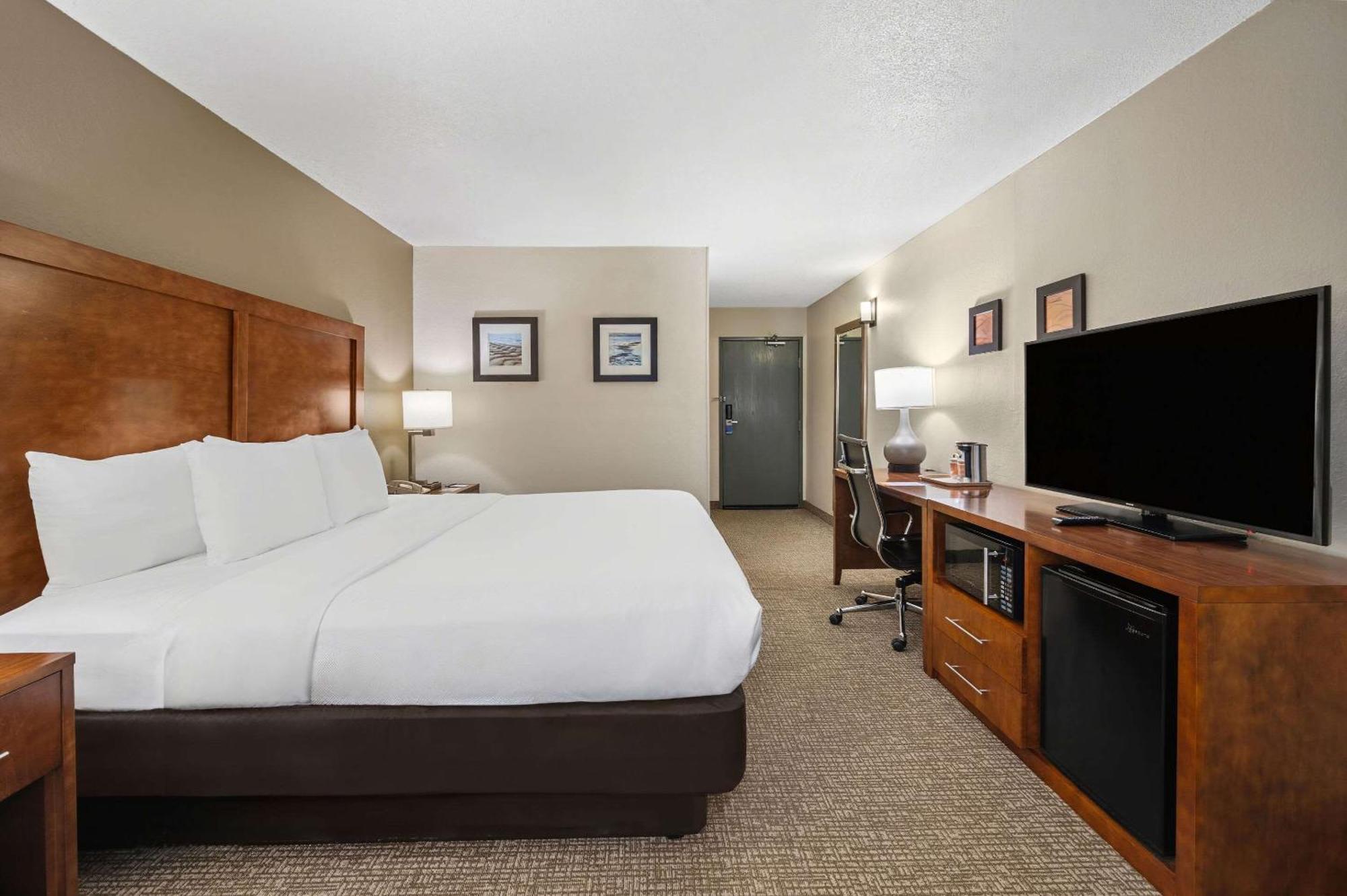 Comfort Inn Fort Myers Northeast Экстерьер фото