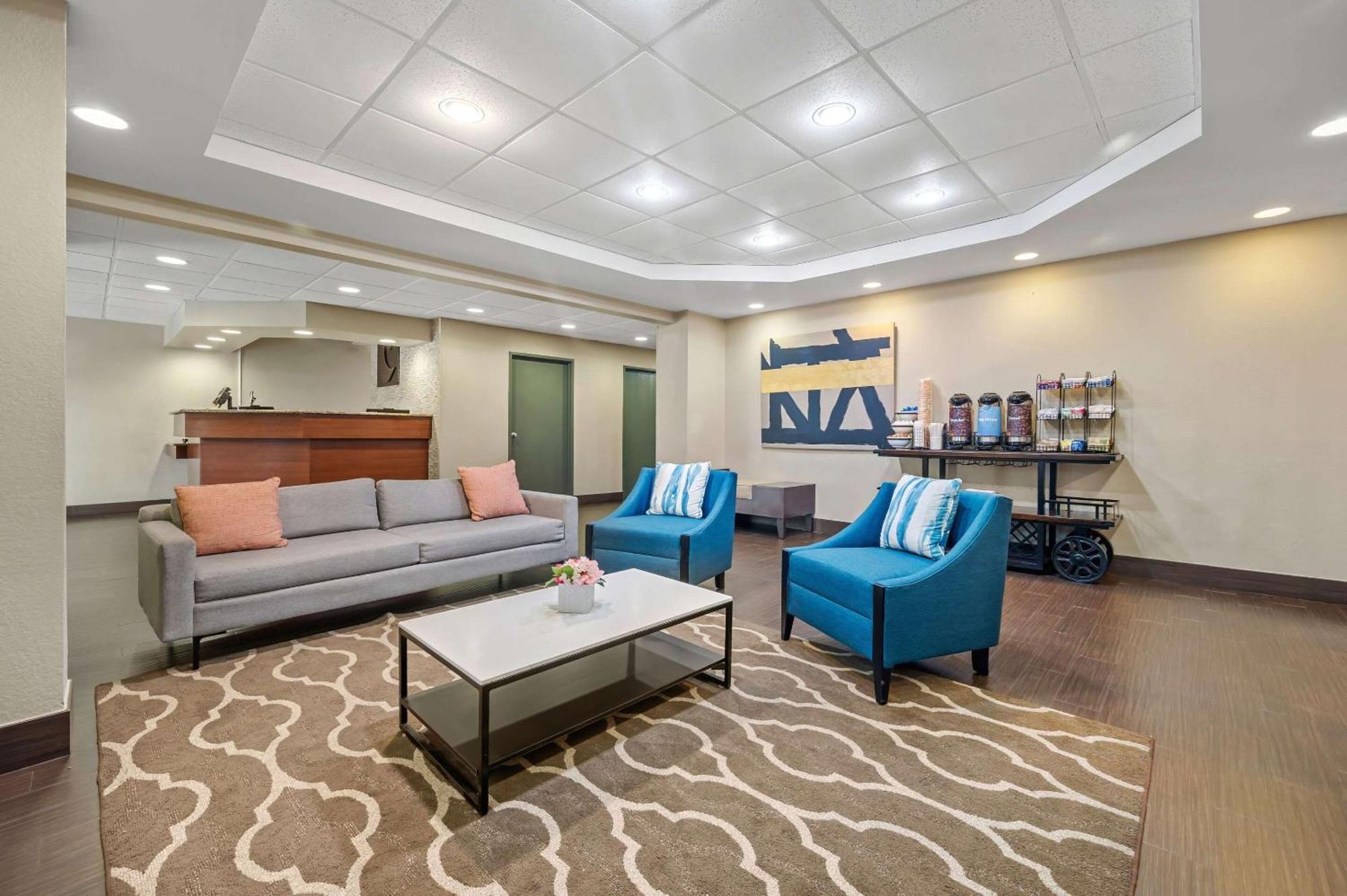 Comfort Inn Fort Myers Northeast Экстерьер фото